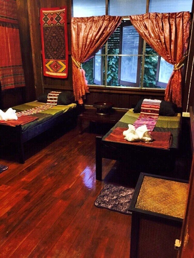 Golden Fort Guesthouse Chiang Mai Ngoại thất bức ảnh