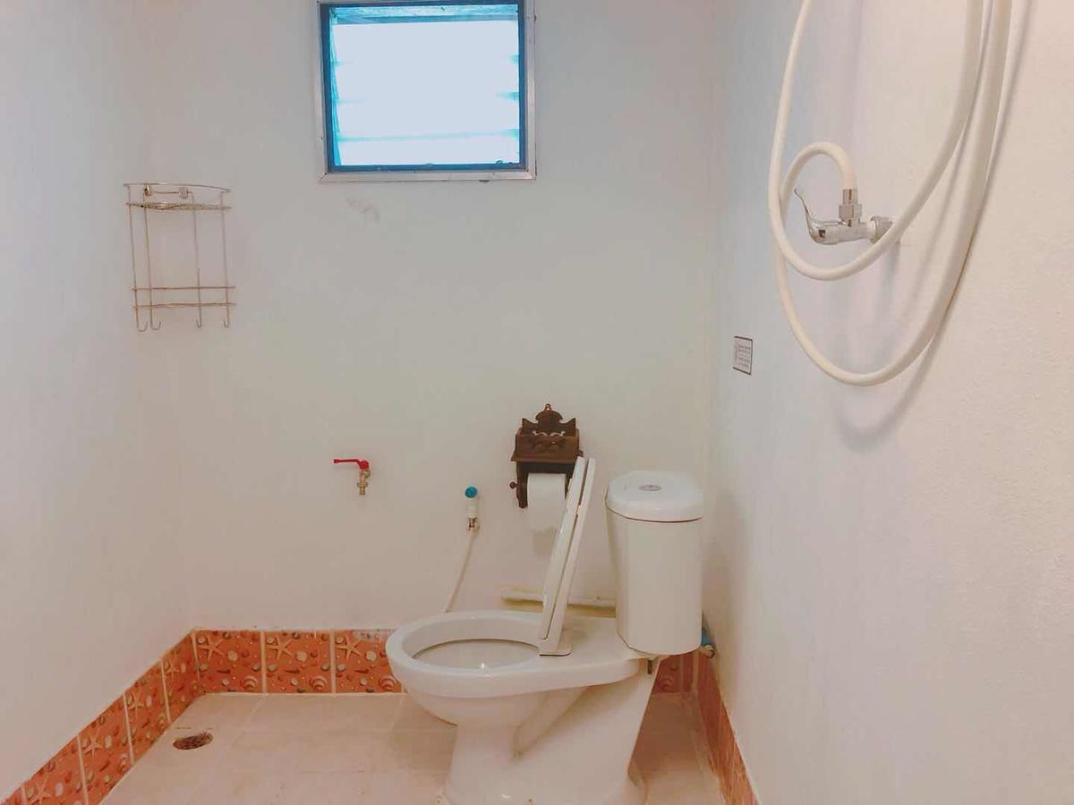 Golden Fort Guesthouse Chiang Mai Phòng bức ảnh
