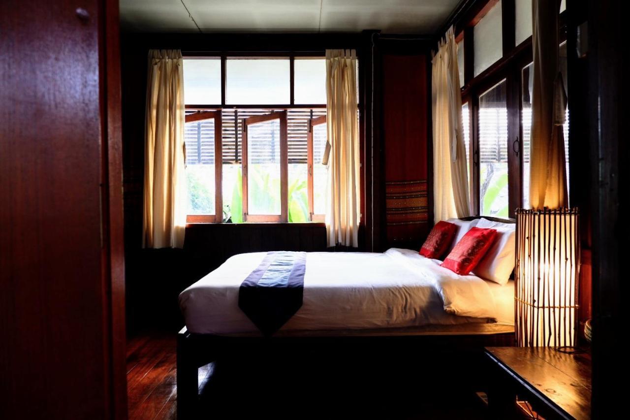 Golden Fort Guesthouse Chiang Mai Ngoại thất bức ảnh